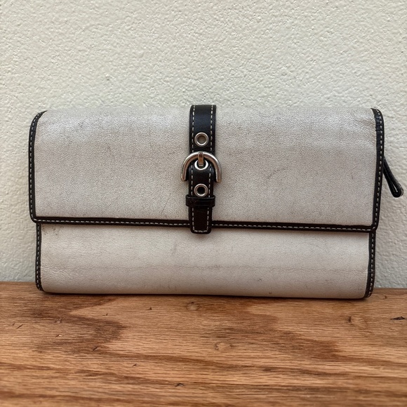 Coach Soho Wallet Trifold Organizer White Brown Leather Vintage Y2K Needs Work - Picture 1 of 15